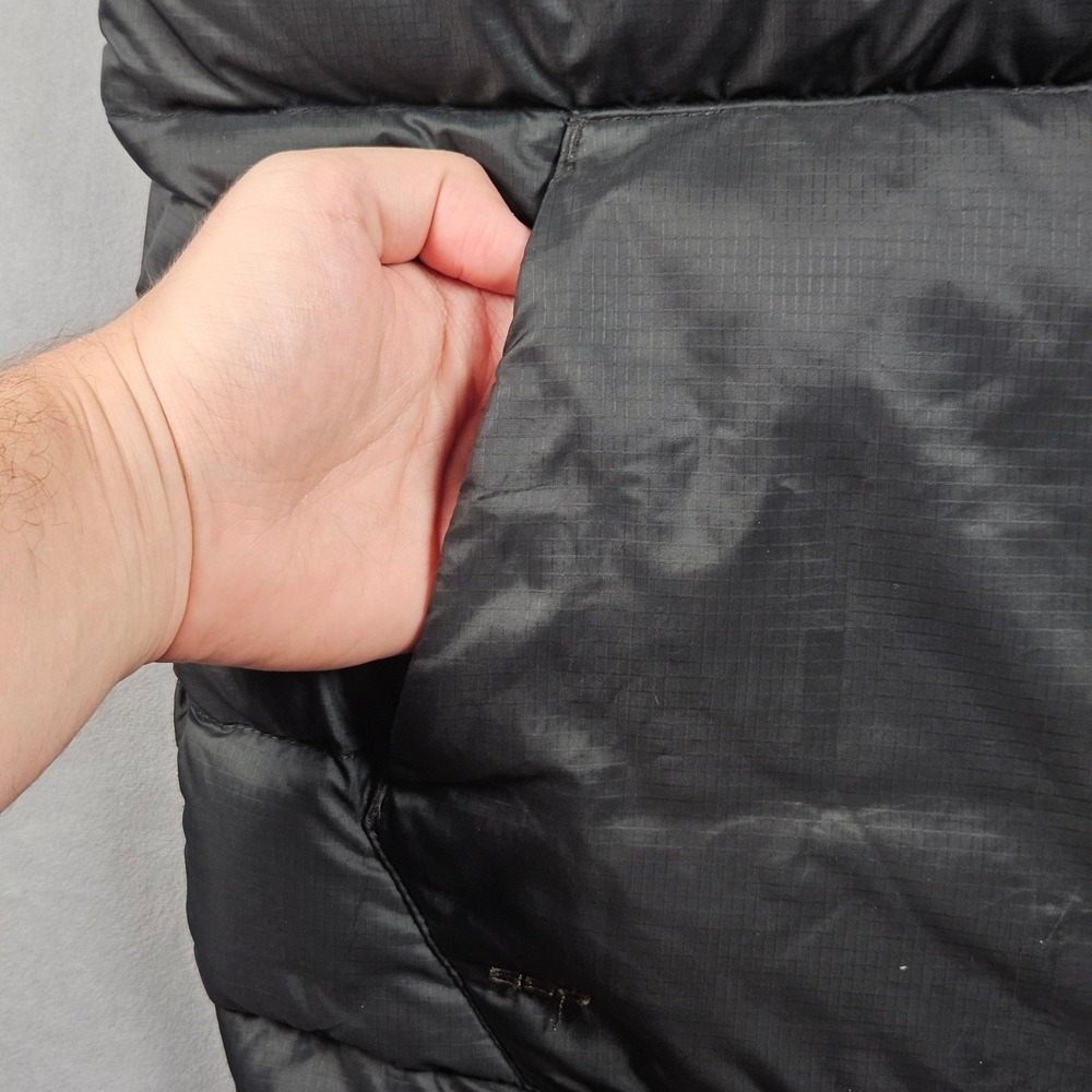 The North Face Puffer Vest Mens Medium Black 550 Down Insulated Ripstop Full Zip - Picture 6 of 11